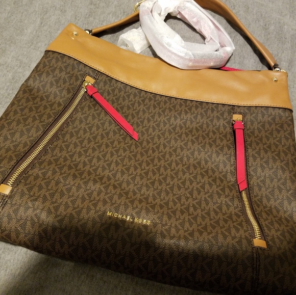 Michael Kors Hobo - Picture 1 of 4